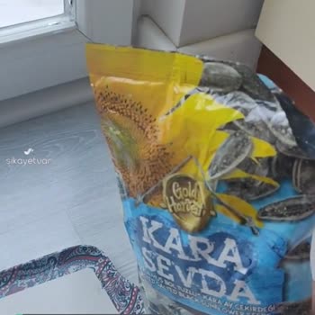 Gold Harvest Kuruyemiş Kara Sevda Markalı Çekirdek Paketinden Çıkan Çöpler!