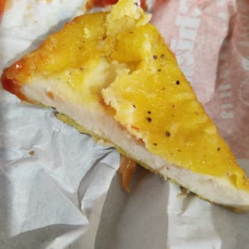 Çiğ Ve Bozulmuş Burger Yediğimde Mide Ağrısı, İade Talebim Reddedildi