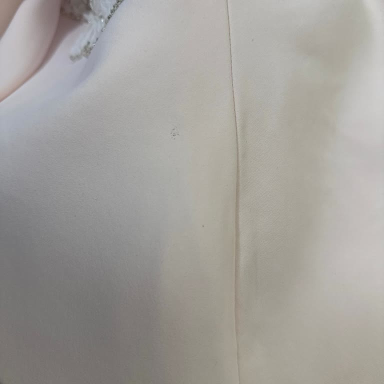 Defolu Ve Değiştirilemez Abiye İçin 12.000 TL İadesi Talebi