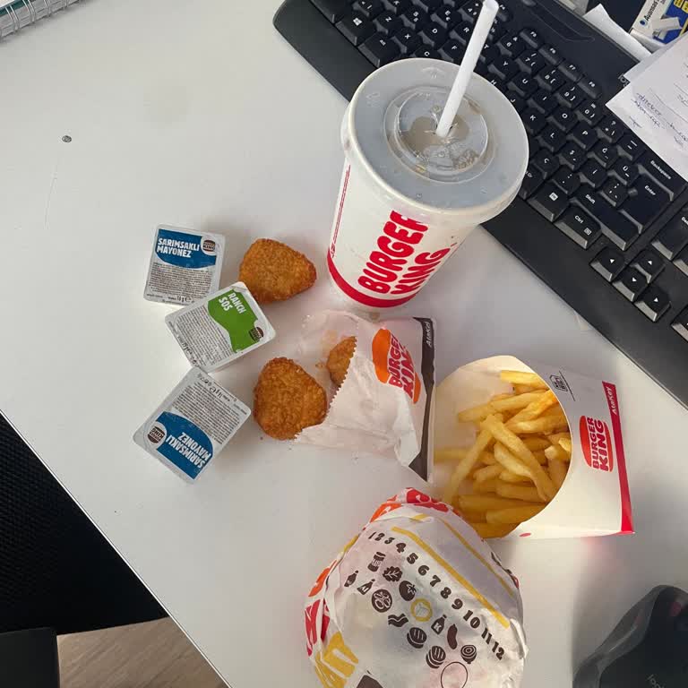 Burger King Siparişinde Eksik Sundae Ve Destek Kayıt Sorunu