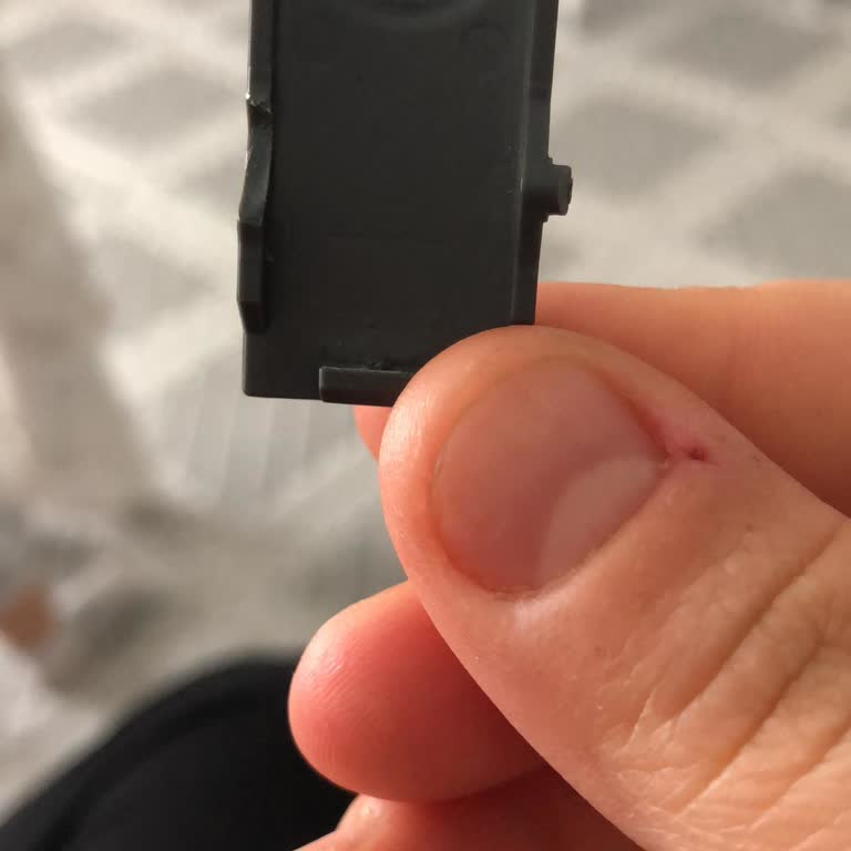 Dreame R20 Süpürge Pedalı Kırıldı, Garantili Ücretsiz Yedek Parça Talebi