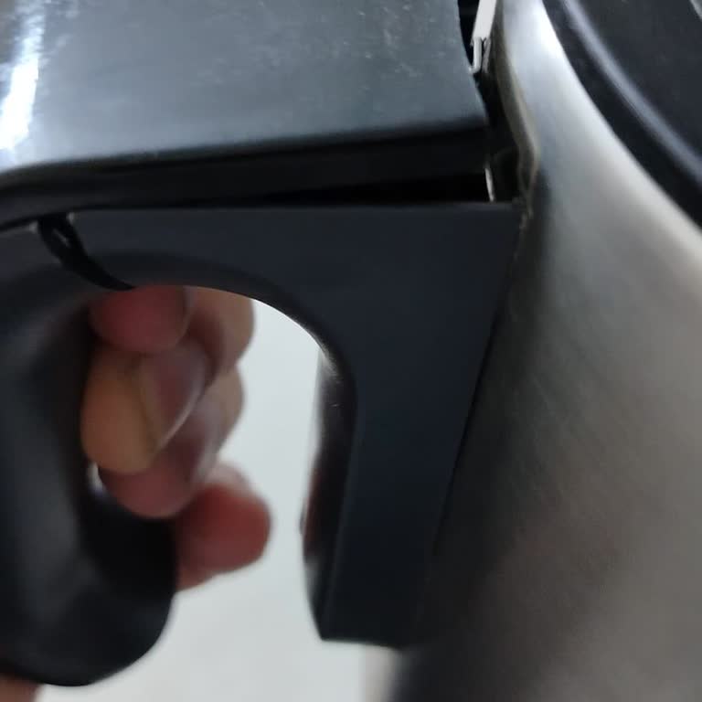 Arzum Çaycı Makinesinin Sapı Kısa Sürede Kırıldı, Garanti Kapsamı Reddedildi