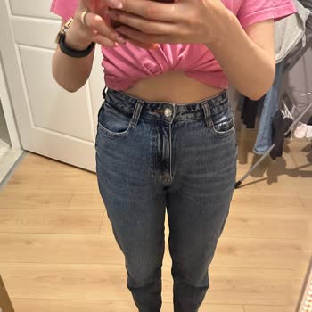 Zara Jean Pantolonunun Hızlı Çözülmesi Ve Mağaza Müdürünün Saygısız Tutumu