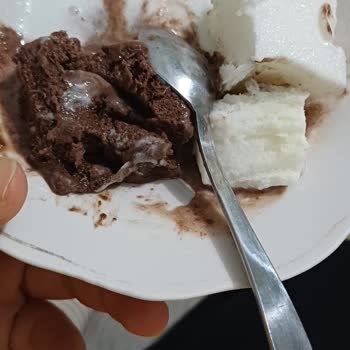 Şok Market Dondurması Sert Ve Bozuk Çıktı; Çocuklar Hayal Kırıklığı Yaşadı