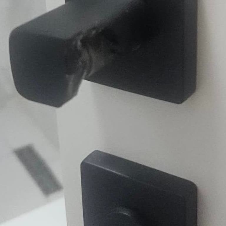 Kırılan Çebi Design Kapı Kolu Nedeniyle Kapı Açılamıyor, Ücretsiz Yedek Ve İnceleme Talebi