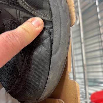 Deichmann'da Ayıplı Ayakkabı İncelemesi 4 Ay Boyunca Cevapsız Kaldı