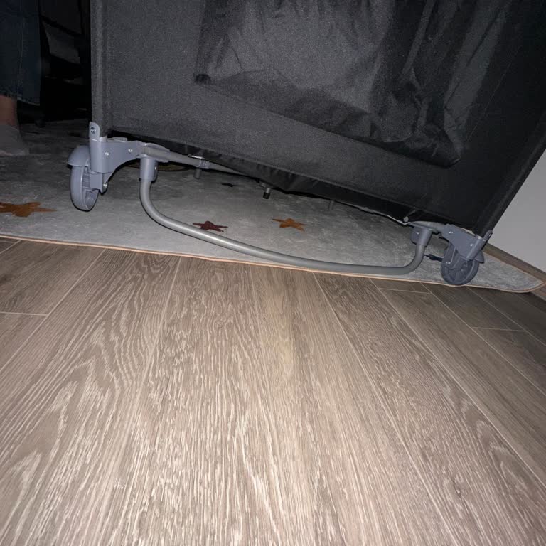 Sallanma Aparatı Kullanıldığında Beşik Dikey Durmuyor, Bebek Güvenliği Tehlikeye Atılıyor