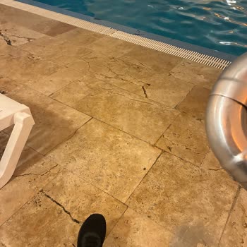 Kötü Hijyen, Kirli Odalar Ve Havuz Nedeniyle Tam İade Talebi