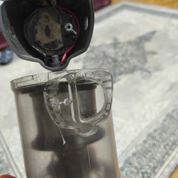 Garanti Belgesi İhlali: Kırılan Toz Haznesi Değişimi Reddedildi