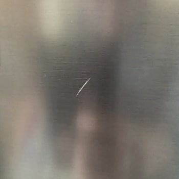 Çizik Buzdolabı Ve Alt Model Gönderimi
