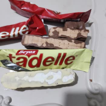 Bozulmuş Çikolata Nedeniyle Sağlık Sorunu Ve Ücret İadesi Talebi