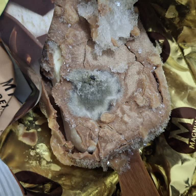 Küflü Magnum Ve Cevapsız İade Talebi