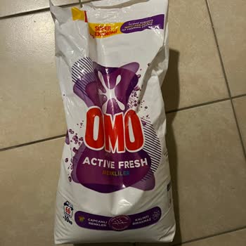 OMO Deterjanı Nedeniyle Aşırı Köpük Ve Makinede Taşma