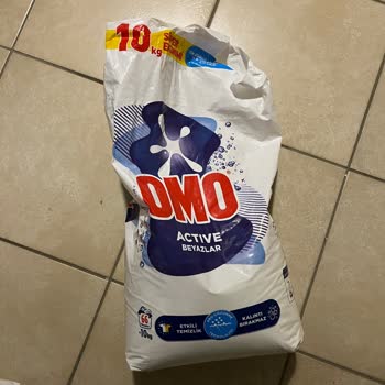OMO Deterjanı Nedeniyle Aşırı Köpük Ve Makinede Taşma