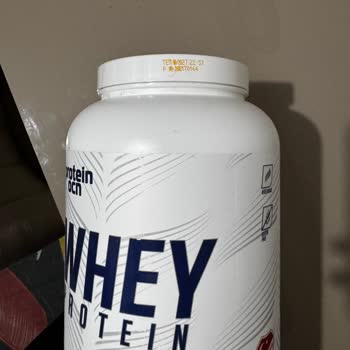 Whey Protein Tozunda Mavi Poşet Ve Saç Parçası Bulunması Güveni Sarsıyor