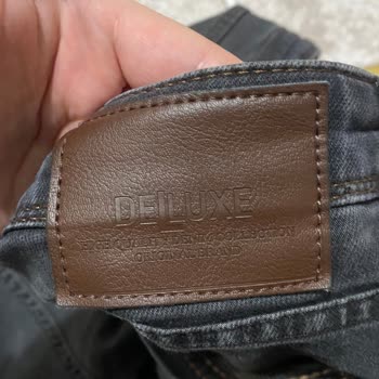 LCW Pantolonunda Hızlı Renk Solması Ve Kumaş Aşınması Hayal Kırıklığı Yarattı