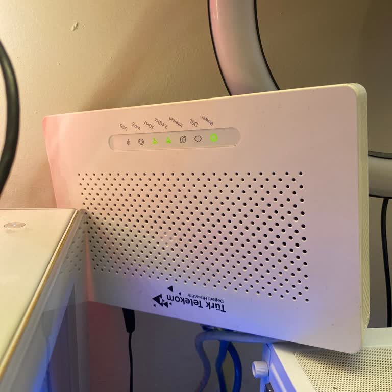 TurkNet'te Gece Yarısı İnternet Kopmaları Ve Cevapsız Müşteri Hizmetleri