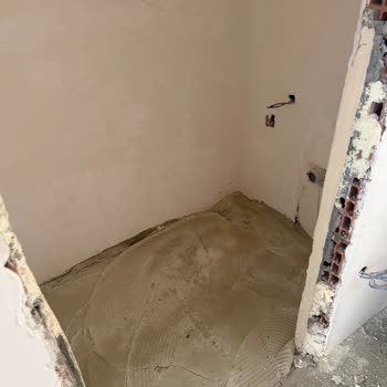 Armut'ta Tamamlanmamış Tadilat Ve Büyük Maddi Zarar