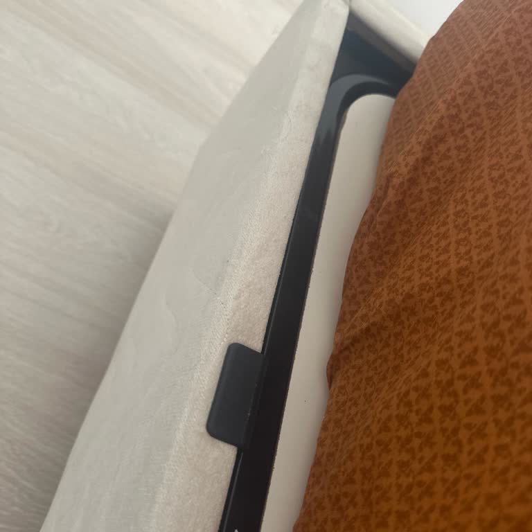 Kilim Mobilya Ve Van Erkan Bayisinde Çöken Mobilyalar Ve Cevapsız Servis