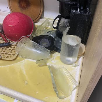 Arzum Shake Makinesi Cam Haznesi Patladı, 100.000 TL Tazminat İstiyorum