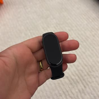 Yeni Xiaomi Smart Band 10 Kutuda Boya Kalıntısıyla Geldi Değişim Talebi