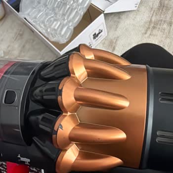 Dyson V16 Servis Sonrası Borusu Ezilmiş Ve Hata Devam Ediyor