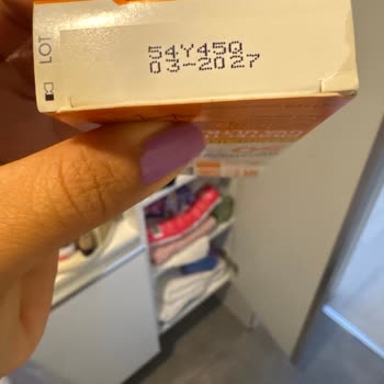 Plastik Kokulu La Roche Posay Güneş Kremi Ürün Sorunu Ve Değişim İsteği