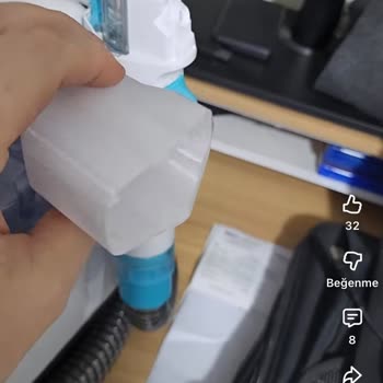 Shark Stainstriker PX200 Model Koltuk Yıkama Makinesinde Hortum Temizleme Kapağı Eksik