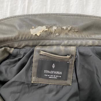 Stradivarius Biker Cekette Yaka Soyulması Ürün Kalitesini Sorgulattı