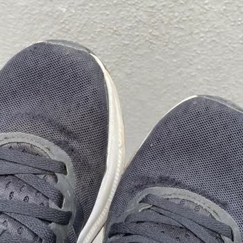 Hayal Kırıklığı: Adidas Ayakkabım Kısa Sürede Yırtıldı, Mağaza Çözüm Sunmadı