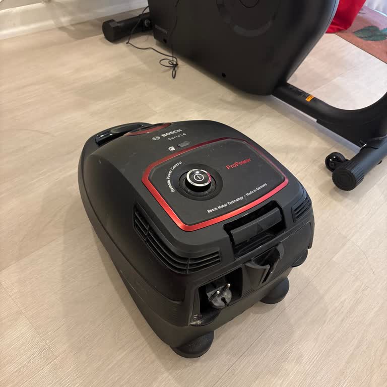 10 Yıllık Motor Garantili Bosch Süpürge Tek Ayda Arıza Ücretsiz Değişim Talebi