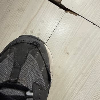 Skechers Ayakkabım 4 Ayda Dikişleri Atmaya Başladı, Garanti Reddi Ve Değişim Talebi
