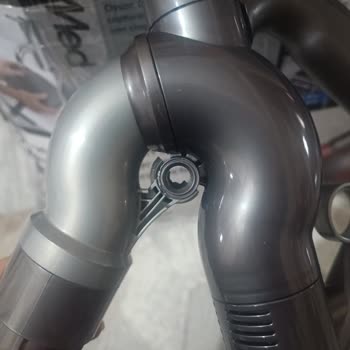 Dyson Cinetic Big Ball Tutma Kolu Normal Kullanımda Kırıldı, Garanti Reddedildi