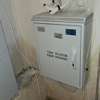 Türk Telekom Montaj Ekibi Çalışma Alanını Temiz Bırakmıyor