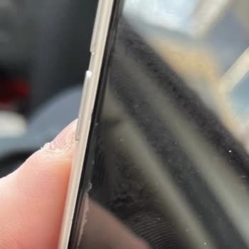 Garanti Kapsamındaki iPhone 17 Ekran Arızası Çizik Bahane Edilerek Reddedildi