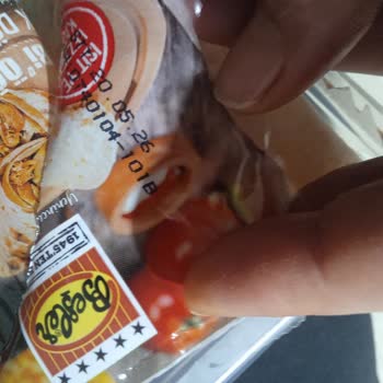 A101'de Satın Alınan Dürüm Küflü Çıktı, Son Kullanma Tarihi Geçmemiş
