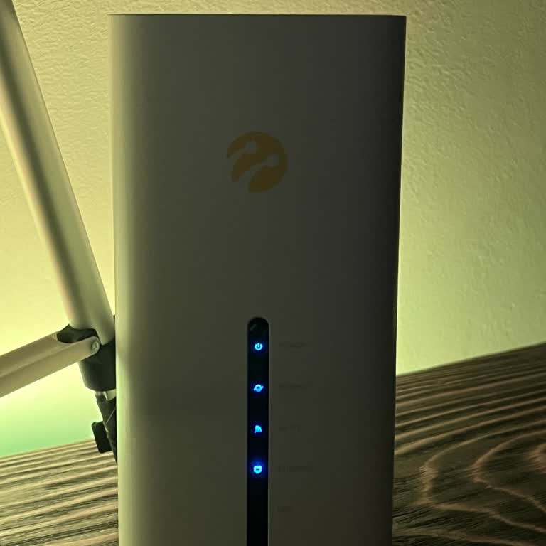 Sürekli Yavaş İnternet Ve Modem Kapanması Ücretli Destek Talebine Çözüm İstiyorum
