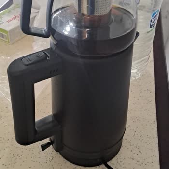 İlk Kullanımda Çatlayan Çay Makinesi Güvenlik Endişesi Ve İade Talebi