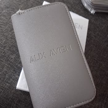 Alix Avien Kusurlu Makyaj Seti Gönderildi N11'den Çözüm Ve İade Talebi