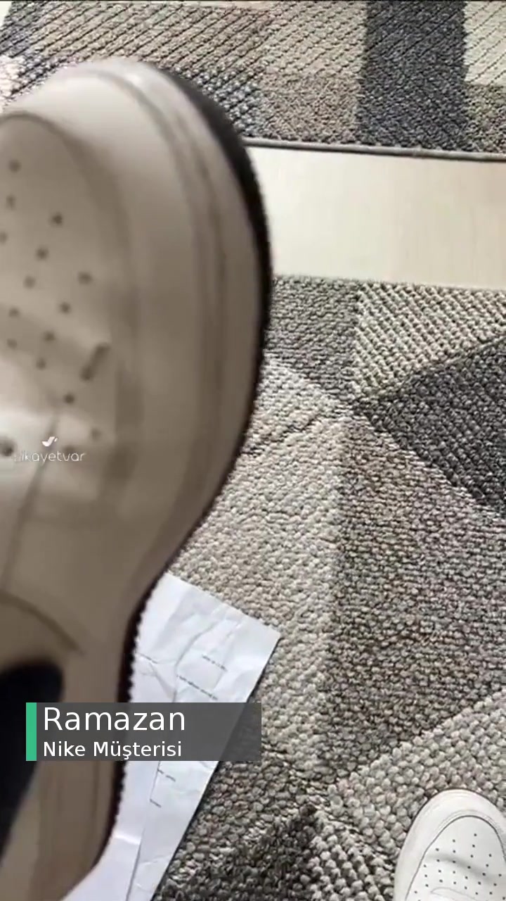 Nike Sorunlu Ayakkabı videonun kapak resmi