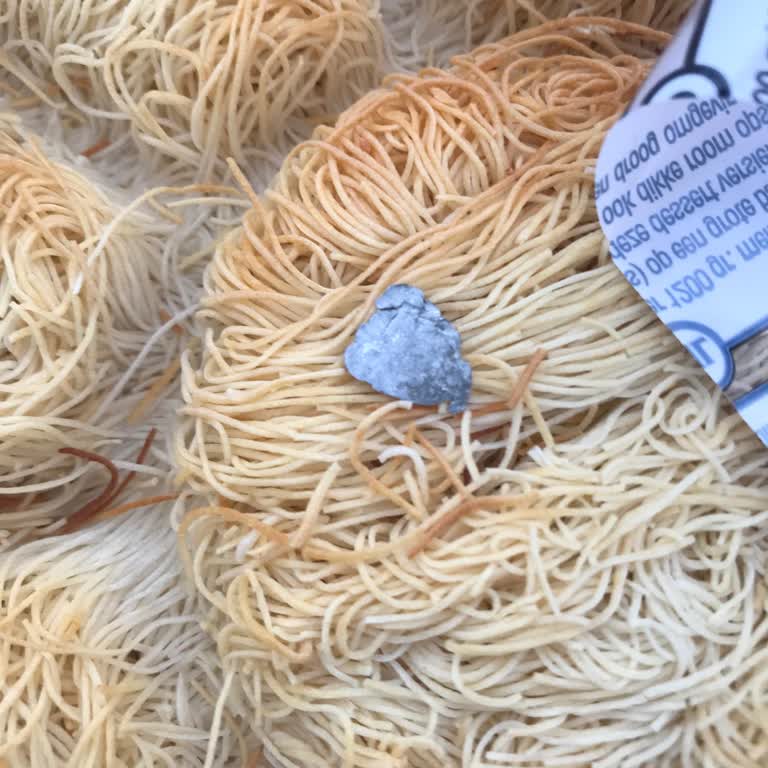 Koop Market'ten Alınan Kadayıf İçinde Saç Parçaları Gıda Güvenliği Riski