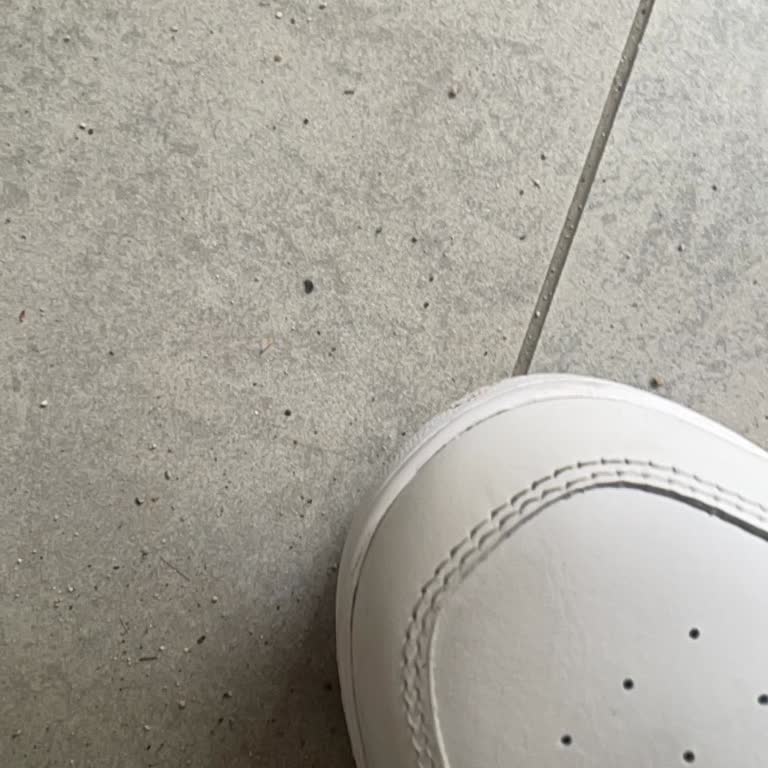Defolu Ayakkabı Tekrar Gönderildi, Mağazaya Gitmeden Değişim Talebi
