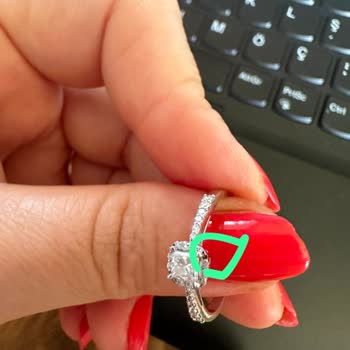 Bluediamond Prenses Yüzüğünde Beş Kez Taş Düşmesi Ve Kalıcı Çözüm Talebi