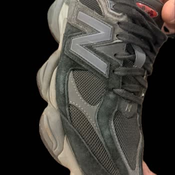 New Balance Ayakkabımda Renk Solması Ve Yeşillenme, Garanti Reddi Ve Değişim Talebi