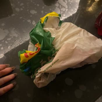 Dört Saat Gecikme Ve Çözülmüş Dondurulmuş Ürünler İçin Tam İade Talebi