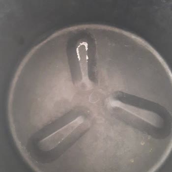 Kumtel Airfryer İç Haznesi Ve Sepetinde Ciddi Hasar