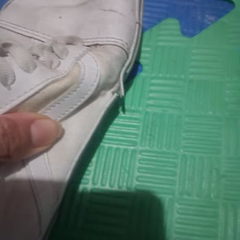 FLO Mağazası Garanti Kapsamındaki Ayakkabının Ücret İadesi Talebini Karşılamadı
