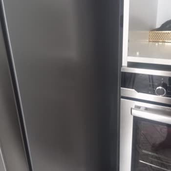 Hasarlı Buzdolabı Teslim Edildi, Servis Cevapsız