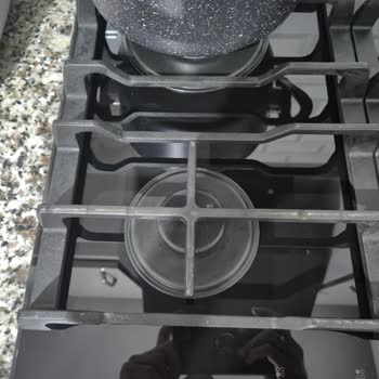 Ankastre Ocağın Paslanma Ve Boya Hasarı, Ücretsiz Değişim Talebi