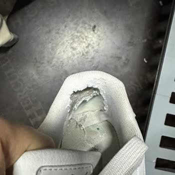 Puma Ayakkabısında Kısa Sürede Taban Çökmesi Ve Çoraplık Yırtığı